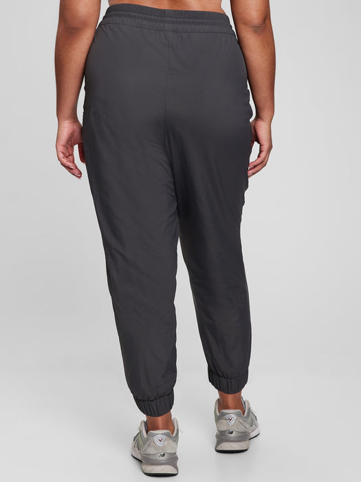 GapFit Crinkle Nylon Jogger