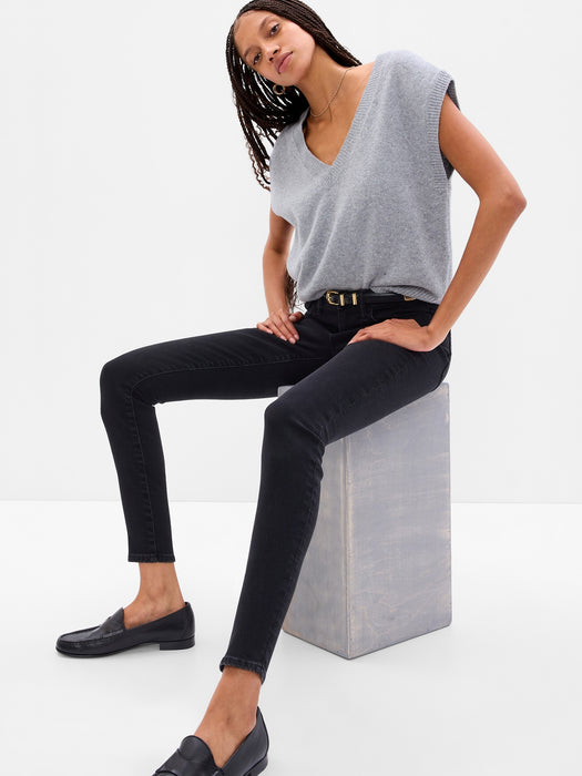 Mid Rise True Skinny Jeans with Washwell