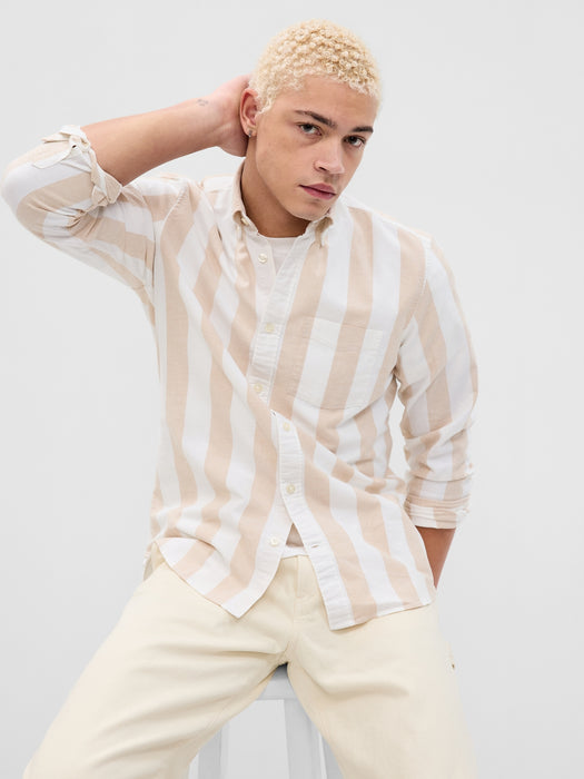 Classic Oxford Shirt in Standard Fit with In-Conversion Cotton