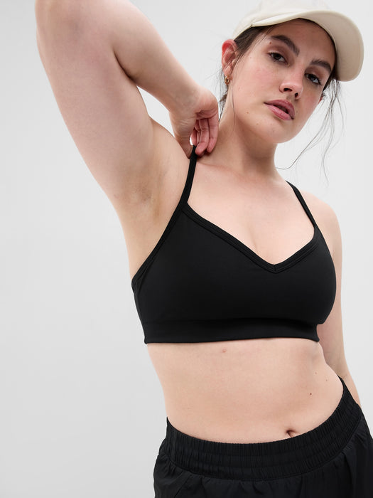 GapFit Power Medium Impact Sports Bra