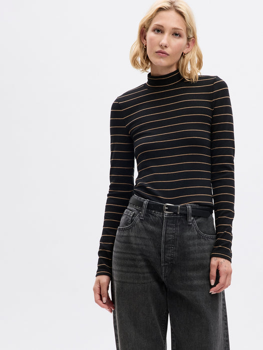 Modern Mockneck Cropped T-Shirt