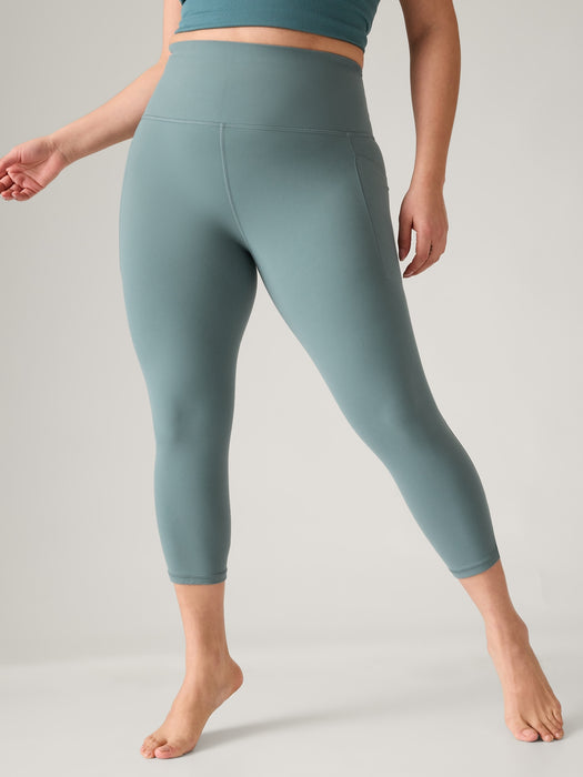 Salutation Stash High Rise Cinch Capri