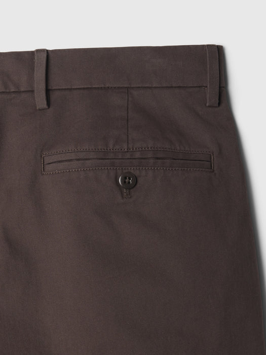 Modern Khakis in Baggy Fit with GapFlex