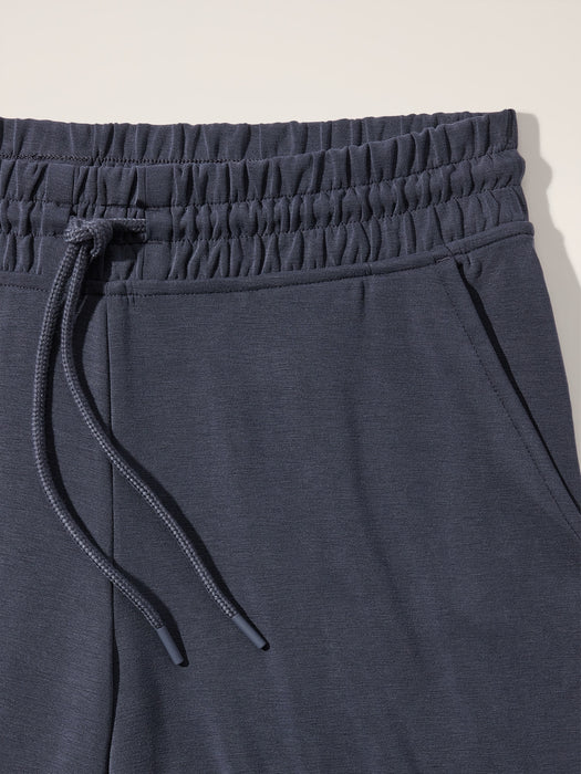 Seasoft Mid Rise Straight Pant