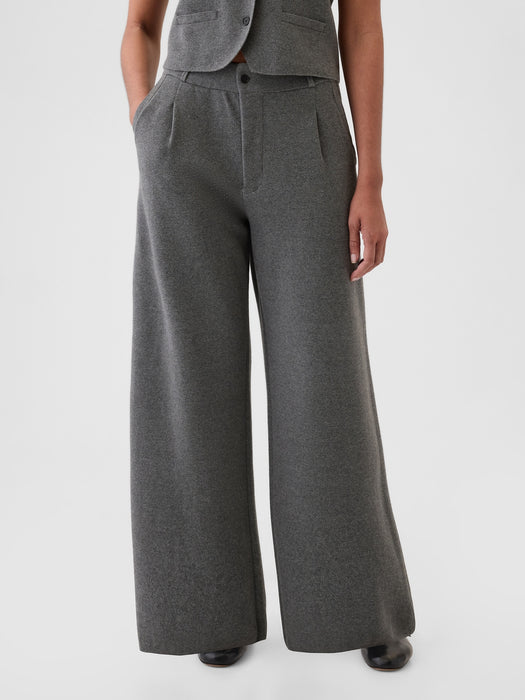 CashSoft Pleated Trousers