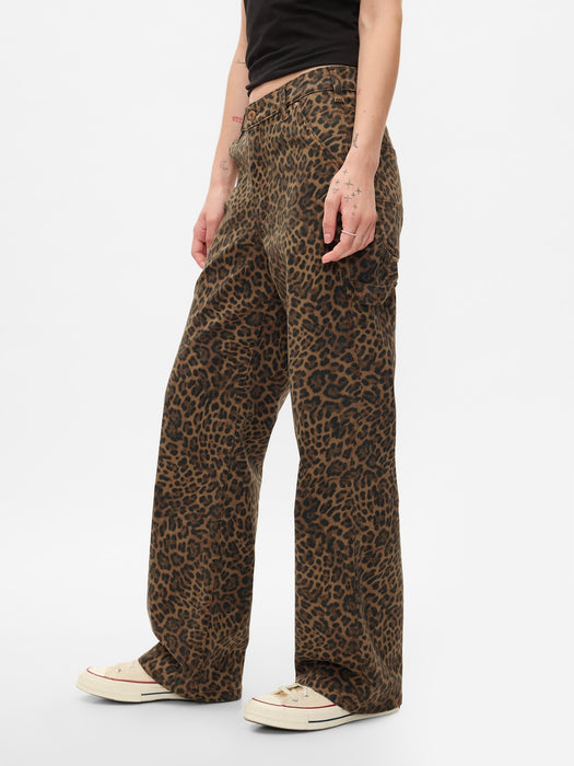 Mid Rise &#39;90s Loose Cheetah Cargo Jeans