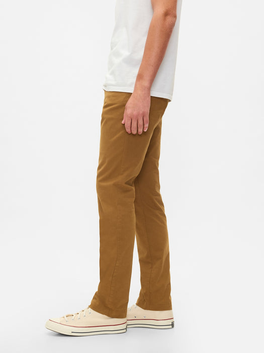 Modern Khakis in Slim Fit with GapFlex