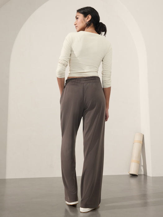 Seasoft Mid Rise Straight Pant