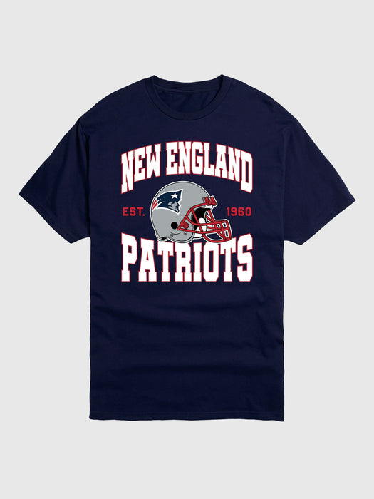 NFL New England Patriots Helmet Graphic Tee