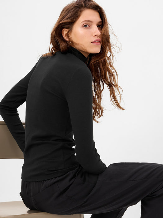 Modern Turtleneck - black